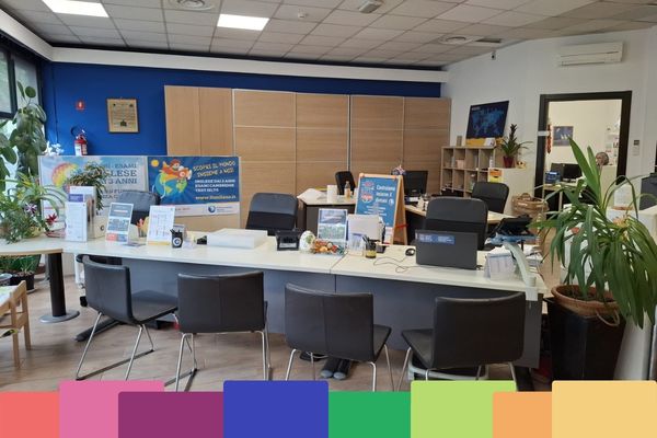 Reception International House Milano San Donato - ambiente di lavoro course advisor