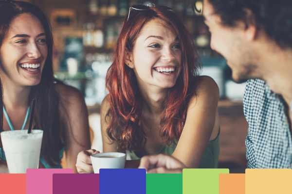 "Piccolo gruppo di 6 studenti adulti corso inglese pratico Milano - International House metodo comunicativo"