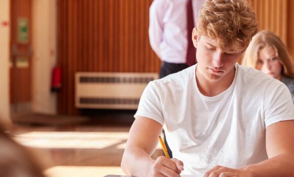 Diventa invigilator Cambridge: opportunità di collaborazione a Milano